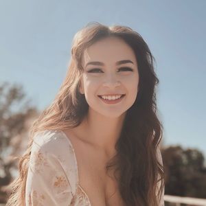 Meet your Posher, Alice